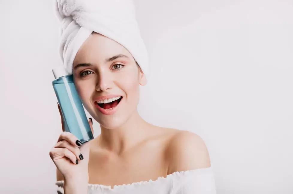 هر آنچه باید درباره آبرسانی پوست بدانید